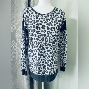Vine & Love Animal Print Jersey Top